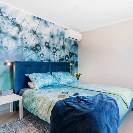 Holiday home Breeze *