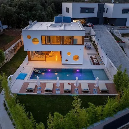 Holiday home Breeze