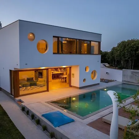 Breeze Holiday home