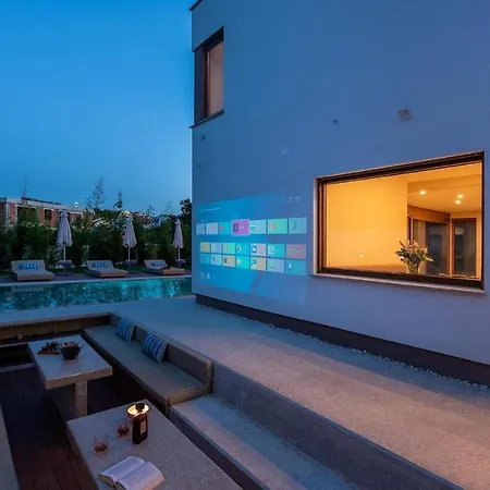 Breeze Holiday home *