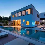 Breeze Feriehus *